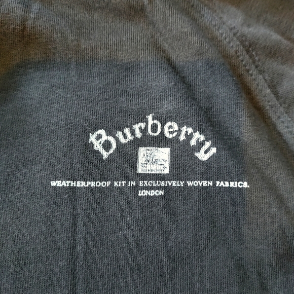 Burberry size 4 kids longsleeve - Picture 2 of 7